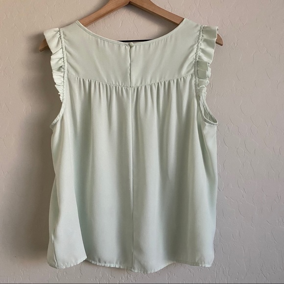 Lauren Conrad Sea Foam Flutter Sleeve Top - Picture 2 of 3